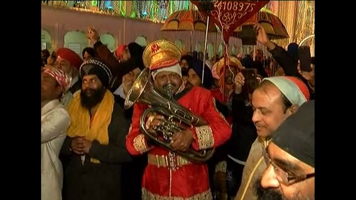 ਸਮਾਗਮ ਦੀ ਸਮਾਪਤੀ ਮਗਰੋਂ ਬਿਹਾਰ ਦੀਆਂ ਵੱਖ-ਵੱਖ ਬੈਂਡ ਪਾਰਟੀਆਂ ਨੇ ਗੁਰਬਾਣੀ ਦੀਆਂ ਧੁੰਨਾਂ ਵਜਾ ਕੇ ਆਕਾਸ਼ ਗੂੰਜਣ ਲਾ ਦਿੱਤਾ।