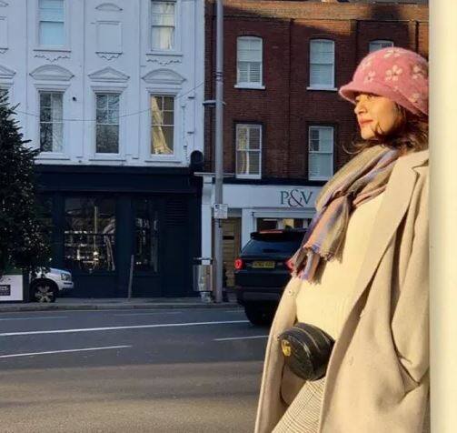 ਸੁਰਵੀਨ ਦੇ ਵਿਆਹ ਦੀ ਖ਼ਬਰ ਨੇ ਸਭ ਨੂੰ ਹੈਰਾਨ ਹੀ ਕੀਤਾ ਸੀ। ਅਜੇ ਤਕ ਉਸ ਦੇ ਫੈਨਸ ਸੁਰਵੀਨ ਦੇ ਵਿਆਹ ਦੀ ਖ਼ਬਰ ਨੂੰ ਹਜ਼ਮ ਨਹੀਂ ਕਰ ਪਾਏ ਸੀ ਕਿ ਸੁਰਵੀਨ ਨੇ ਅਗਲਾ ਧਮਾਕਾ ਵੀ ਕਰ ਦਿੱਤਾ।