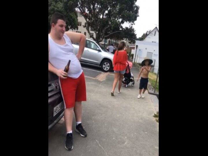 ਸ਼ਾਂਤੀ ਪਸੰਦ ਨਿਊਜ਼ੀਲੈਂਡ ਦਾ ਬ੍ਰਿਟਿਸ਼ ਪਰਿਵਾਰ ’ਤੇ ਫੁੱਟਿਆ ਕਹਿਰ, ਕਰੇਗਾ ਡਿਪੋਰਟ british-tourists-to-be-deported-from-new-zealand-for-bad-behavior ਸ਼ਾਂਤੀ ਪਸੰਦ ਨਿਊਜ਼ੀਲੈਂਡ ਦਾ ਬ੍ਰਿਟਿਸ਼ ਪਰਿਵਾਰ ’ਤੇ ਫੁੱਟਿਆ ਕਹਿਰ, ਕਰੇਗਾ ਡਿਪੋਰਟ