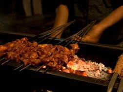 ਦਿੱਲੀ 'ਚ ਧਾਰਮਿਕ ਸਥਾਨਾਂ ਨੇੜੇ ਨਹੀਂ ਵਿਕੇਗਾ ਮੀਟ