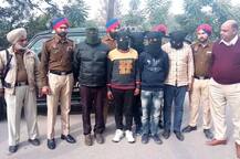 ਛੋਟੇ ਕੱਦ ਦੇ ਨੌਜਵਾਨਾਂ ਨੂੰ ਏਦਾਂ ਭਰਤੀ ਕਰਵਾਉਂਦਾ ਸੀ ਗਰੋਹ, ਬਦਲੇ \'ਚ ਲੈਂਦੇ ਲੱਖਾਂ ਰੁਪਏ