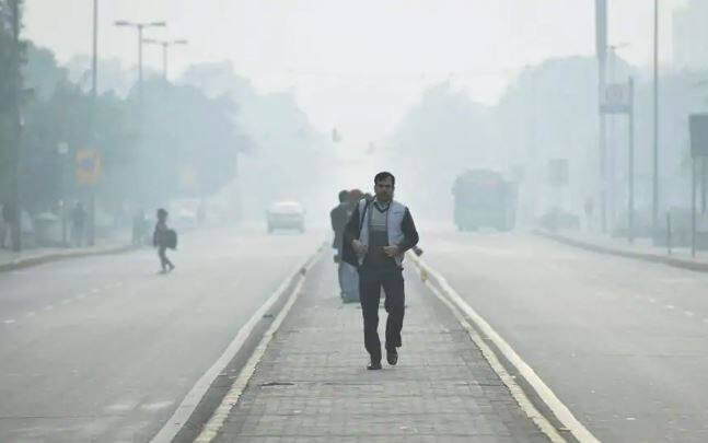 weather-in-delhi-warmest-january-day-rain-forecast-tonight ਸਿਆਲ 'ਚ ਗਰਮੀ ਨੇ ਤੋੜਿਆ 12 ਸਾਲਾਂ ਦਾ ਰਿਕਾਰਡ