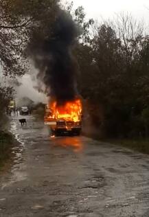 ਚੱਲਦੀ ਯੂਨੀਵਰਸਿਟੀ ਬੱਸ ਨੂੰ ਲੱਗੀ ਅੱਗ, 15 ਲੋਕ ਸੀ ਸਵਾਰ