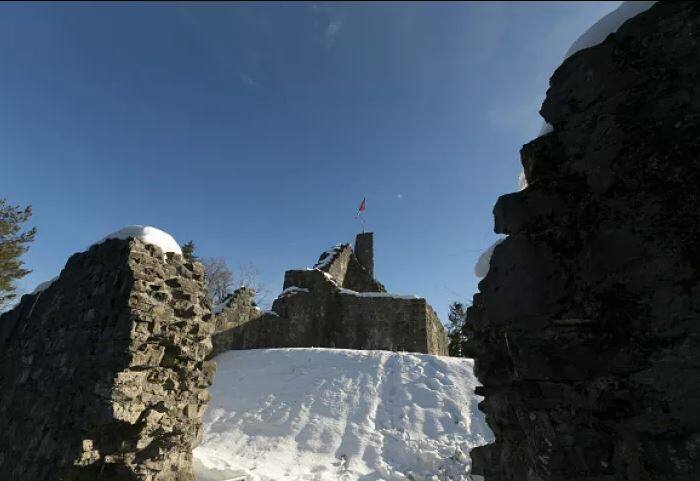 ਸਿਰਫ 160 ਕਿਲੋਮੀਟਰ 'ਚ ਫੈਲੇ ਇਸ ਖੇਤਰ ਦੀ ਆਬਾਦੀ 38,000 ਹੈ।