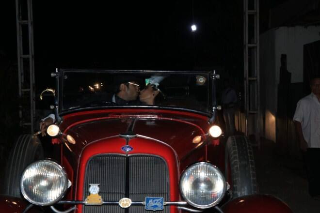 ਰਾਜ ਬੱਬਰ ਤੇ ਸਮਿਤਾ ਪਾਟਿਲ ਦੇ ਬੇਟੇ ਪ੍ਰਤੀਕ ਬੱਬਰ ਨੇ ਆਪਣੀ ਪ੍ਰੇਮਿਕਾ ਸਾਨਿਆ ਸਾਗਰ ਨਾਲ 23 ਜਨਵਰੀ ਨੂੰ ਵਿਆਹ ਕੀਤਾ ਹੈ। ਇਸ ਵਿਆਹ ਦਾ ਗ੍ਰੈਂਡ ਰਿਸੈਪਸ਼ਨ ਸ਼ੁੱਕਰਵਾਰ ਨੂੰ ਮੁੰਬਈ ‘ਚ ਕੀਤਾ ਗਿਆ।