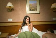 ਪਤੀ ਨੂੰ ਹੋਰ ਨਾਲ ਹਮਬਿਸਤਰ ਹੁੰਦਿਆਂ ਦੇਖ ਵੀ ਕੁਝ ਨਾ ਬੋਲੀ ਇਹ ਔਰਤ, ਜਾਣੋ ਕਿਉਂ