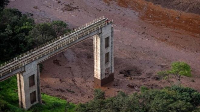 dam burst in brazil 34 killed 300 missing 43 ਸਾਲ ਪੁਰਾਣਾ ਡੈਮ ਟੁੱਟਣ ਕਾਰਨ 34 ਹਲਾਕ, 300 ਤੋਂ ਵੱਧ ਲਾਪਤਾ