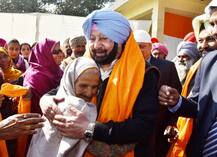 ਬਦਲੇ ਕੈਪਟਨ ਦੇ ਤੇਵਰ, ਪਿੰਡ ਦਾ ਮੋਹ ਕਿ ਚੋਣਾਂ ਦਾ ਅਸਰ, ਦੇਖੋ ਤਸਵੀਰਾਂ