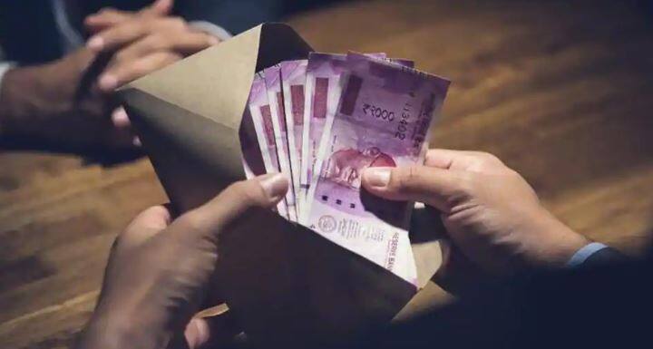 Punjab-police-SHO-Booked-in-Corruption-Case ਥਾਣੇਦਾਰ ਨੇ ਗੈਂਗਸਟਰ ਤੋਂ ਲਈ ਰਿਸ਼ਵਤ, ਹੁਣ ਹੋਇਆ ਇਹ ਹਾਲ