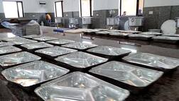 ਪਰਵਾਸੀ ਸਿੱਖਾਂ ਨੇ ਕਾਇਮ ਕੀਤੀ ਮਿਸਾਲ, ਹਸਪਤਾਲਾਂ ਲਈ ਰੋਜ਼ਾਨਾ ਬਣੇਗਾ ਲੱਖਾਂ ਰੁਪਏ ਦਾ ਲੰਗਰ