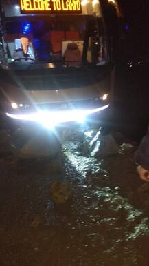 ਵੋਲਵੋ ਬੱਸ ਅੱਗੇ ਖਿਸਕਿਆ ਪਹਾੜ, ਵੇਖੋ ਤਸਵੀਰਾਂ