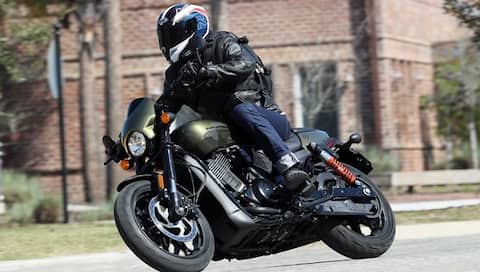 Winter Riding Safety Tips: ਸਰਦੀਆਂ 'ਚ ਕਿਵੇਂ ਕਰੀਏ ਬਾਇਕ ਅਤੇ ਸਕੂਟੀ ਦੀ ਸਵਾਰੀ? ਜਾਣੋ ਸੇਫਟੀ ਟਿਪਸ Winter Riding Safety Tips: ਸਰਦੀਆਂ 'ਚ ਕਿਵੇਂ ਕਰੀਏ ਬਾਇਕ ਅਤੇ ਸਕੂਟੀ ਦੀ ਸਵਾਰੀ? ਜਾਣੋ ਸੇਫਟੀ ਟਿਪਸ