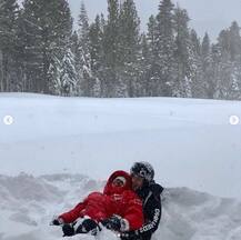 ਪ੍ਰਿਅੰਕਾ ਦੀ ਨਿੱਕ ਨਾਲ ਬਰਫ \'ਤੇ ਮਸਤੀ, ਇੰਸਟਾਗ੍ਰਾਮ \'ਤੇ ਪਾਈਆਂ ਤਸਵੀਰਾਂ