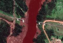 ਬੰਨ੍ਹ ਢਹਿਣ ਮਗਰੋਂ ਆਈ ਪਰਲੋ, 110 ਮੌਤਾਂ, ਵੇਖੋ ਖ਼ੌਫ਼ਨਾਕ ਤਸਵੀਰਾਂ