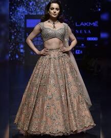 ਲੈਕਮੇ ਫੈਸ਼ਨ ਵੀਕ ਦੇ ਰੈਂਪ ‘ਤੇ ਉਤਰਿਆ ਬਾਲੀਵੁੱਡ ਦਾ ਹੁਸਨ, ਵੇਖੋ ਤਸਵੀਰਾਂ