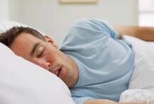 ਖੇਡਣ ਦਾ ਇੰਨਾ ਜਾਨੂੰਨ, ਸੁੱਤੇ ਹੋਏ ਪਤਨੀ ਨੂੰ ਹੀ ਸਮਝਦਾ ਫੁਟਬਾਲ...ਜਾਣੋ ਅੱਗੇ ਕੀ ਹੋਇਆ?