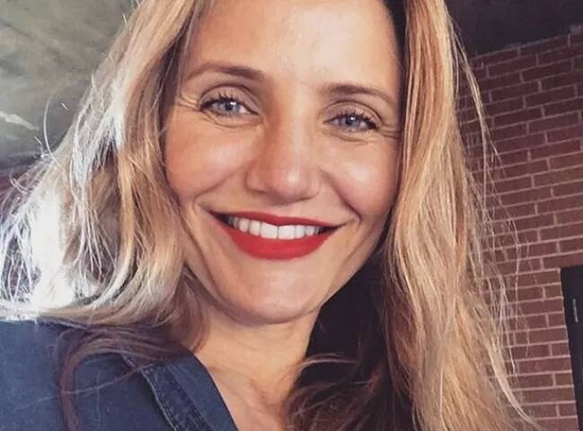 ਅਦਾਕਾਰਾ ਕੈਮਰਾਨ ਡਿਆਜ ਦਾ ਕਹਿਣਾ ਸੀ ਕਿ ਉਸ ਨੂੰ ਅੰਦਾਜ਼ਾ ਨਹੀਂ ਸੀ ਕਿ ਆਇਲੀ ਤੇ ਜੰਕ ਫੂਡ ਇਸ ਹੱਦ ਤਕ ਪ੍ਰਭਾਵਿਤ ਕਰਨਗੇ।