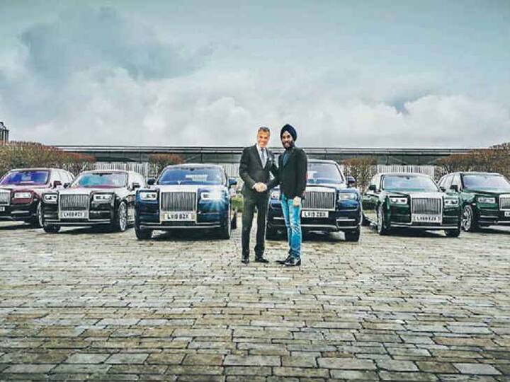 ਦੱਸਿਆ ਜਾਂਦਾ ਹੈ ਕਿ ਆਪਣੇ ਪੱਕੇ ਗਾਹਕ ਦਾ ਸਨਮਾਨ ਕਰਨ ਲਈ ਰੌਲਸ ਰਾਇਸ ਦੇ ਸੀਈਓ ਟਾਟਰਸਟਨ ਖ਼ੁਦ ਰੂਬੇਨ ਨੂੰ ਕਾਰਾਂ ਦੇ ਡਿਲੀਵਰੀ ਕਰਨ ਲਈ ਪਹੁੰਚੇ।