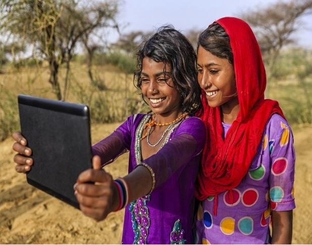 Facebook-launches-digital-skilling-initiative-for-girls-in-india ਭਾਰਤੀ ਕੁੜੀਆਂ ਲਈ ਫੇਸਬੁੱਕ ਨੇ ਸ਼ੁਰੂ ਕੀਤੀ ਖ਼ਾਸ ਸਕੀਮ