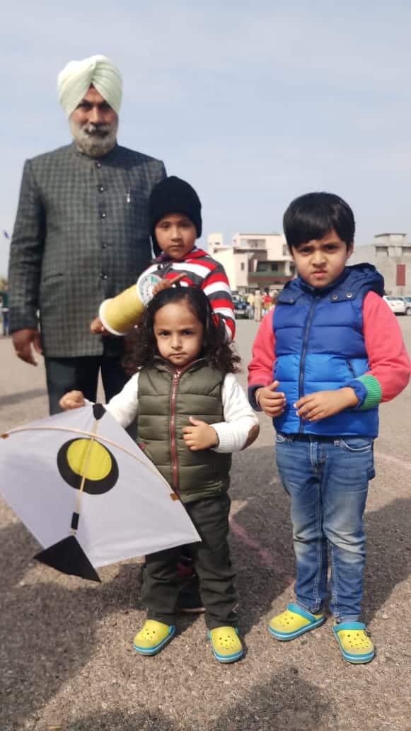 ਵੇਖੋ ਹੋਰ ਤਸਵੀਰਾਂ।