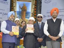 ਗੁਰੂ ਗ੍ਰੰਥ ਸਾਹਿਬ ਦਾ ਬੰਗਾਲੀ \'ਚ ਤਰਜ਼ਮਾ, ਸਾਬਕਾ ਰਾਸ਼ਟਰਪਤੀ ਮੁਖਰਜੀ ਨੇ ਪੰਜ ਅੰਕਾਂ \'ਚ ਕੀਤਾ ਜਾਰੀ