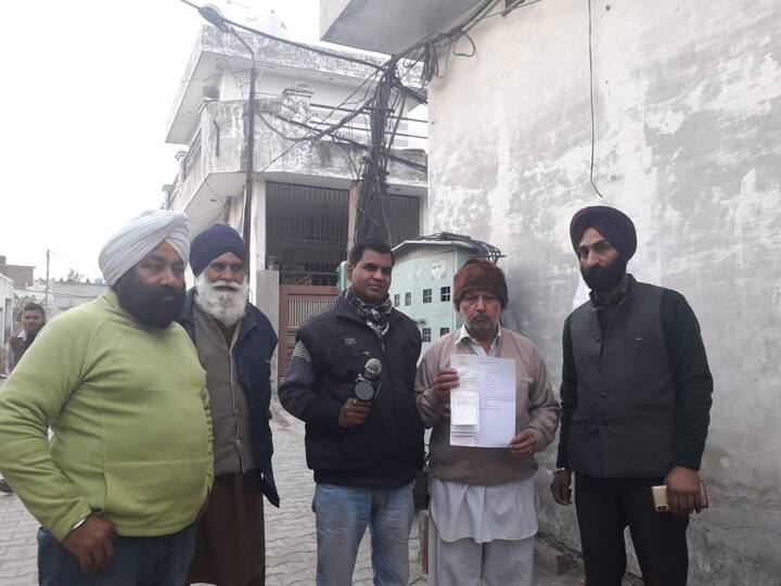 ਇਸ ਦੌਰਾਨ ਬਿਜਲੀ ਦੇ ਵਾਧੂ ਬਿੱਲ ਪੀੜਤਾਂ ਦੇ ਫਾਰਮ ਵੀ ਭਰੇ ਗਏ।