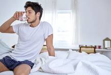 ਹੈਂਗਓਵਰ ਤੋਂ ਬਚਣ ਲਈ ਅਪਨਾਉਂਦੇ ਹੋ ਇਹ ਤਰੀਕੇ ਤਾਂ ਜ਼ਰੂਰ ਪੜ੍ਹੋ ਇਹ ਖ਼ਬਰ