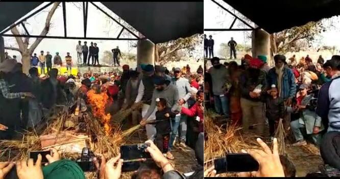 ਸੁੱਖਾਂ ਲੱਧੇ 5 ਸਾਲਾ ਪੁੱਤ ਨੇ ਸ਼ਹੀਦ ਪਿਤਾ ਜੈਮਲ ਸਿੰਘ ਦੀ ਚਿਖ਼ਾ ਨੂੰ ਦਿਖਾਈ ਅਗਨੀ jaimal singh cremated in moga who got killed in crpf attack ਸੁੱਖਾਂ ਲੱਧੇ 5 ਸਾਲਾ ਪੁੱਤ ਨੇ ਸ਼ਹੀਦ ਪਿਤਾ ਜੈਮਲ ਸਿੰਘ ਦੀ ਚਿਖ਼ਾ ਨੂੰ ਦਿਖਾਈ ਅਗਨੀ