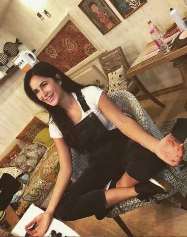 ਕੈਟਰੀਨਾ ਦਾ ਘਰ ਕਾਫੀ ਸਟਾਈਲਿਸ਼ ਤੇ ਕਲਰਫੁੱਲ ਹੈ।