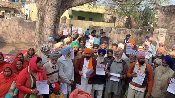 ਉਨ੍ਹਾਂ ਕਿਹਾ ਕਿ ਕੈਪਟਨ ਸਰਕਾਰ ਗੰਭੀਰਤਾ ਨਾਲ ਬਾਦਲ ਸਰਕਾਰ ਸਮੇਂ ਨਿੱਜੀ ਬਿਜਲੀ ਕੰਪਨੀਆਂ ਨਾਲ ਕੀਤੇ ਇਕਰਾਰਨਾਮਿਆਂ ਦੀ ਜਾਂਚ ਕਰਵਾਏ ਤੇ ਉਨ੍ਹਾਂ ਦੀ ਥਾਂ ਸਰਕਾਰੀ ਥਰਮਲ ਪਲਾਂਟਾਂ ਵਿਚੋਂ ਬਿਜਲੀ ਪ੍ਰਾਪਤ ਕਰੇ।