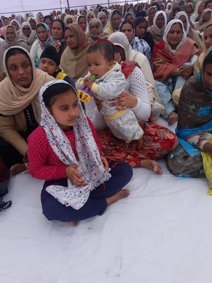 ਵੇਖੋ ਹੋਰ ਤਸਵੀਰਾਂ।