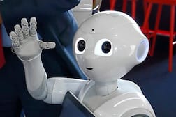 ਸਕੂਲ ਦਾ ਕੰਮ ਲੱਗਦਾ ਸੀ ਔਖਾ, 8500 ਰੁਪਏ 'ਚ ਖਰੀਦਿਆ ਰੋਬੋਟ ਤੇ ਹੁਣ ਐਸ਼ਾਂ