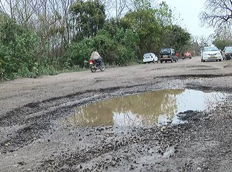 ਦਹਾਕਿਆਂ ਮਗਰੋਂ ਆਈ ਖ਼ਾਲਸੇ ਦੇ ਜਨਮ ਅਸਥਾਨ ਦੀ ਯਾਦ, ਚੋਣਾਂ ਤੋਂ ਪਹਿਲਾਂ ਪੰਜਾਬ ਪਹੁੰਚਣਗੇ ਗਡਕਰੀ ਦਹਾਕਿਆਂ ਮਗਰੋਂ ਆਈ ਖ਼ਾਲਸੇ ਦੇ ਜਨਮ ਅਸਥਾਨ ਦੀ ਯਾਦ, ਚੋਣਾਂ ਤੋਂ ਪਹਿਲਾਂ ਪੰਜਾਬ ਪਹੁੰਚਣਗੇ ਗਡਕਰੀ