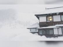 ਬਰਫ਼ਬਾਰੀ ਨੇ ਤੋੜੇ ਰਿਕਾਰਡ, ਦੋ ਮੰਜ਼ਲ ਤੱਕ ਇਮਾਰਤਾਂ ਢੱਕੀਆਂ