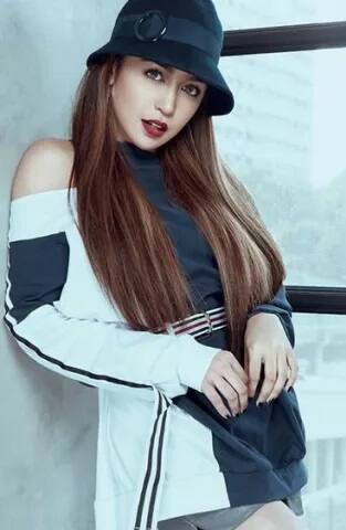 ਰਵੀ ਕਿਸ਼ਨ ਦੀ ਧੀ ਰੀਵਾ ‘ਸਭ ਕੁਸ਼ਲ ਮੰਗਲ’ ਤੋਂ ਬਾਲੀਵੁੱਡ ਵਿੱਚ ਡੈਬਿਊ ਕਰ ਰਹੀ ਹੈ।