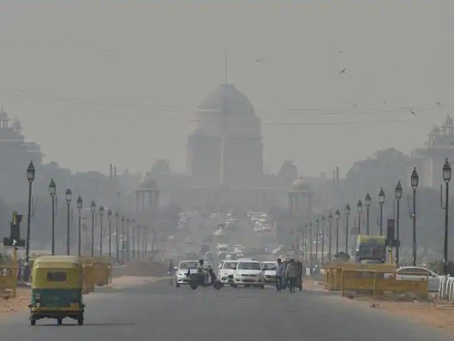 Delhi air pollution: Air quality remains severe, schools closed ਦਿੱਲੀ-ਐਨਸੀਆਰ ‘ਚ ਪ੍ਰਦੁਸ਼ਣ ਅਜੇ ਵੀ ਖ਼ਤਰਨਾਕ ਪੱਧਰ ‘ਤੇ, ਏਅਰ ਕੁਆਲਟੀ ਖ਼ਰਾਬ ਹੋਣ ਕਾਰਨ ਸਕੂਲ-ਕਾਲੇਜ ਬੰਦ