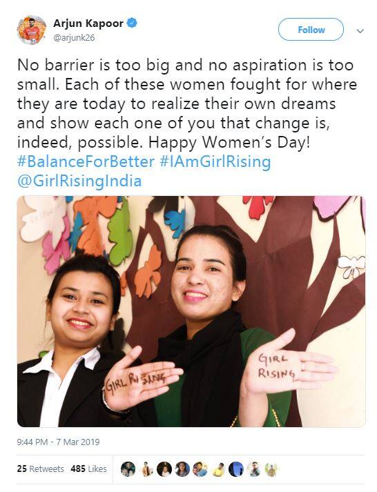 ਇਸ ਮੌਕੇ ਅਜੈ ਦੇਵਗਨ, ਮਾਧੁਰੀ ਦੀਕਸ਼ਿਤ, ਅਮਿਤਾਭ ਬੱਚਨ, ਆਯੁਸ਼ਮਾਨ ਖੁਰਾਨਾ ਸਭ ਨੇ ਟਵੀਟ ਕੀਤੇ ਹਨ।