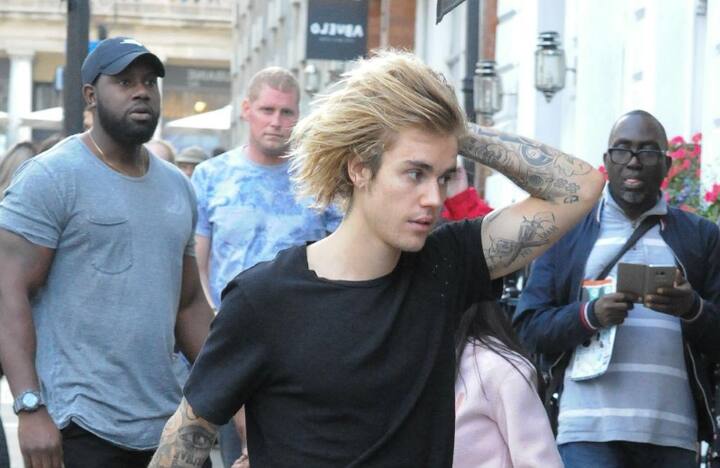 ਜਦਕਿ ਜਸਟਿਨ ਨੇ ਲਿਖਿਆ ਉਹ ਹਾਰ ਨਹੀਂ ਮੰਨਣਗੇ। ਇਹ ਵੀ ਲਿਖਿਆ ਕਿ ਮੈਂ ਹਮੇਸ਼ਾ ਫੇਰ ਕਾਮਯਾਬ ਸ਼ੁਰੂਆਤ ਕਰਾਂਗਾਂ। ਇਸ ਲਈ ਮੈਂ ਫਿਕਰਮੰਦ ਨਹੀਂ ਹਾਂ। ਬੱਸ ਤੁਸੀਂ ਲੋਕਾਂ ਨੂੰ ਪ੍ਰਾਰਥਨਾ ਕਰਨ ਲਈ ਕਹਿੰਦਾ ਹਾਂ। ਭਗਵਾਨ ਹਮੇਸ਼ਾ ਭਰੋਸੇਮੰਦ ਰਿਹਾ ਹੈ ਤੇ ਤੁਹਾਡੀ ਪ੍ਰਾਰਥਨਾ ਅਸਲ ‘ਚ ਕੰਮ ਕਰਦੀ ਹੈ।