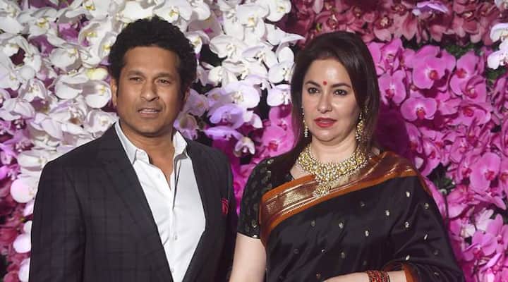 Mumbai: Cricket legend Sachin Tendulkar and his wife Anjali attend the wedding reception of Akash Ambani and Shloka in Mumbai, Sunday, March 10, 2019 (PTI Photo/Shashank Parade) (PTI3_10_2019_000202B)