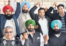 ਆਖਰ ਪੀਡੀਏ ਨੇ ਖੋਲ੍ਹੇ ਪੱਤੇ, ਸੱਤ ਉਮੀਦਵਾਰ ਐਲਾਨੇ, ਟਕਸਾਲੀ ਹੋਏ ਬਾਹਰ