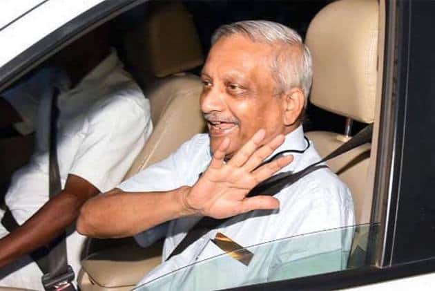 ਮੱਧਵਰਗੀ ਪਰਿਵਾਰ 'ਚ 13 ਦਸੰਬਰ 1955 ਨੂੰ ਜਨਮੇ ਪਰੀਕਰ ਨੇ ਰਾਸ਼ਟਰੀ ਸਵੈਮ ਸੇਵਕ ਸੰਘ ਦੇ ਪ੍ਰਚਾਰਕ ਦੇ ਤੌਰ 'ਤੇ ਆਪਣੇ ਕਰੀਅਰ ਦੀ ਸ਼ੁਰੂਆਤ ਕੀਤੀ ਸੀ।