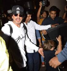 ਏਅਰਪੋਰਟ \'ਤੇ ਕੁਝ ਇਸ ਅੰਦਾਜ਼ \'ਚ ਨਜ਼ਰ ਆਏ ਸ਼ਾਹਰੁਖ-ਅਬਰਾਮ