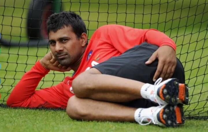 ਕ੍ਰਿਕੇਟ ਨੂੰ ਅਲਵਿਦਾ ਕਹਿ ਚੁੱਕੇ ਪ੍ਰਵੀਣ ਕੁਮਾਰ ਨੂੰ ਸਵਿੰਗ ‘ਕਿੰਗ’ ਦੇ ਨਾਂਅ ਨਾਲ ਜਾਣੇ ਜਾਂਦੇ ਸਾਬਕਾ ਭਾਰਤੀ ਤੇਜ਼ ਗੇਂਦਬਾਜ਼ ਵੀ ਰਾਜਨੀਤੀ ‘ਚ ਸ਼ਾਮਲ ਹੋਏ। ਉਨ੍ਹਾਂ ਸਪਾ ਨਾਲ ਹੱਥ ਮਿਲਾਇਆ ਸੀ।