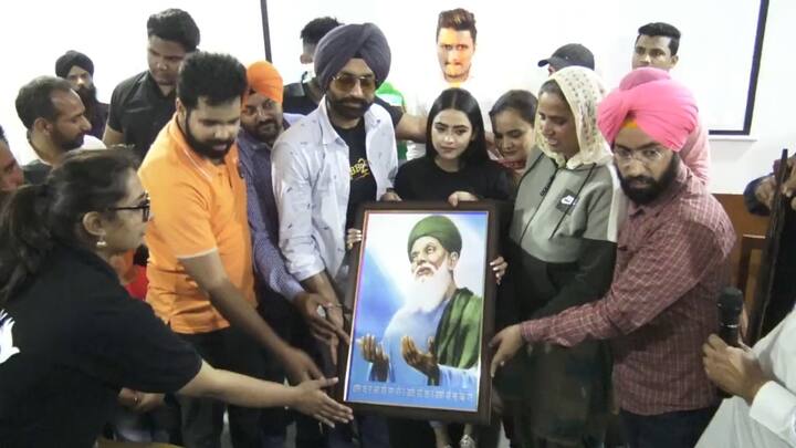 ਇਸ ਫਿਲਮ ਵਿੱਚ ਮੁੱਖ ਜੋੜੀ ਮਨਜਿੰਦਰ ਤੇ ਗੁੱਡੀ ਦੇ ਵਿਆਹ ਦੇ ਬਾਅਦ ਦੀ ਕਹਾਣੀ ਹੈ। ਇਸ ਵਾਰ ਇਹ ਪਰਿਵਾਰ ਦੇ ਰਿਸ਼ਤਿਆਂ ਤੇ ਮਾਣ ’ਤੇ ਕੇਂਦਰਤਿ ਹੋਵੇਗੀ। 