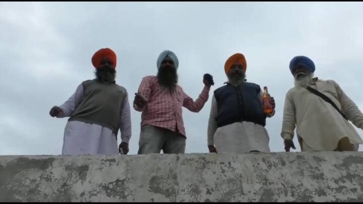 ਇਸ ਮੌਕੇ ਕਿਸਾਨ ਲੀਡਰ ਅਵਤਾਰ ਸਿੰਘ ਨੇ ਕਿਹਾ ਕਿ ਜਦੋਂ ਤਕ ਉਨ੍ਹਾਂ ਨੂੰ ਬਕਾਇਆ ਰਕਮ ਨਹੀਂ ਮਿਲ ਜਾਂਦੀ, ਉਦੋਂ ਤਕ ਉਹ ਧਰਨਾ ਜਾਰੀ ਰੱਖਣਗੇ।