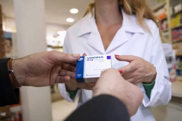 ਉੱਥੇ ਹੀ ਨੈਸ਼ਨਲ ਸੈਂਟਰ ਫਾਰ ਹੈਲਥ ਰਿਸਰਚ ਦੀ ਮੁਖੀ, ਡਾਇਨਾ ਜ਼ਕਰਮੈਨ ਨੇ ਕਿਹਾ ਕਿ ਇਹ ਖੋਜ ਬਹੁਤੀ ਪ੍ਰੇਰਨਾਦਾਇਕ ਨਹੀਂ। ਉਨ੍ਹਾਂ ਦਾ ਕਹਿਣਾ ਹੈ ਕਿ ਫੀਮੇਲ ਵਿਆਗਰਾ ਨੂੰ ਲੈਣ ਦਾ ਪ੍ਰਭਾਵ ਹਰ ਕਿਸੇ 'ਤੇ ਵੱਖ-ਵੱਖ ਹੋ ਸਕਦਾ ਹੈ। 