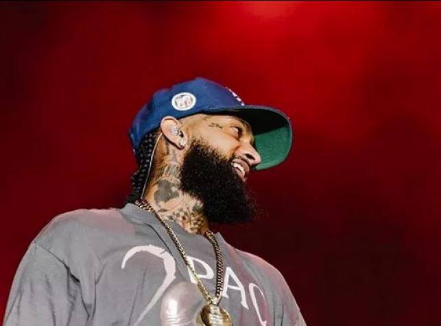 ਲੌਸ ਏਂਜਲਸ ਪੁਲਿਸ ਵਿਭਾਗ ਨੇ ਦੱਸਿਆ ਕਿ ਘਟਨਾ ਦੀ ਜਾਂਚ ਕੀਤੀ ਜਾ ਰਹੀ ਹੈ ਤੇ ਉਹ ਇੱਕ ਸ਼ੱਕੀ ਵਿਅਕਤੀ ਦੀ ਤਲਾਸ਼ ਕਰ ਰਹੀ ਹੈ।