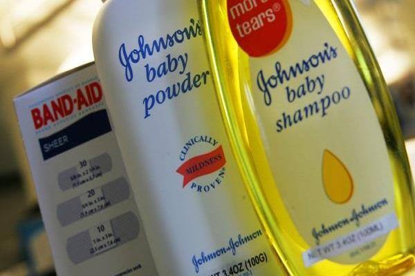 ਫਾਰਮਲਡੇਹਾਈਡ ਦੇ ਇਸਤੇਮਾਲ ਨੂੰ ਯੂਰਪੀ ਯੂਨੀਅਨ ਨੇ ਬੈਨ ਕੀਤਾ ਹੋਇਆ ਹੈ ਕਿਉਂਕਿ ਇਹ ਖ਼ਤਰਨਾਕ ਹੈ।