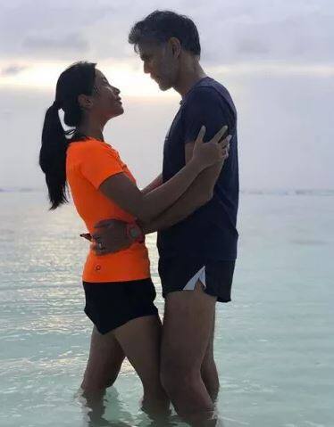 ਦੋਵੇਂ ਫਿੱਟਨੈਸ ਦੇ ਵੀ ਦੀਵਾਨੇ ਹਨ ਇਸ ਲਈ ਅਕਸਰ ਰਨਿੰਗ ਅਤੇ ਯੋਗ ਕਰਦੇ ਨਜ਼ਰ ਆਉਂਦੇ ਹਨ।