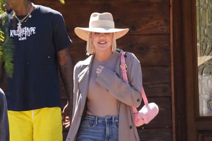 ਹਾਲ ਹੀ ‘ਚ ਕਲੋਈ ਨੇ ਦੱਸਿਆ ਸੀ ਕਿ ਉਹ ਉਨ੍ਹਾਂ ਇਨਸਾਨਾਂ ਵਿੱਚੋਂ ਹੈ ਜਿਨ੍ਹਾਂ ਕੋਲ ਖੂਬ ਸਾਰਾ ਪਿਆਰ ਦੇਣ ਲਈ ਹੈ ਤੇ ਭਵਿੱਖ ‘ਚ ਕਿਸੇ ਦੇ ਨਾਲ ਜ਼ਿੰਦਗੀ ਦਾ ਲੁਤਫ ਲੈਣਾ ਪੰਸਦ ਕਰੇਗੀ।